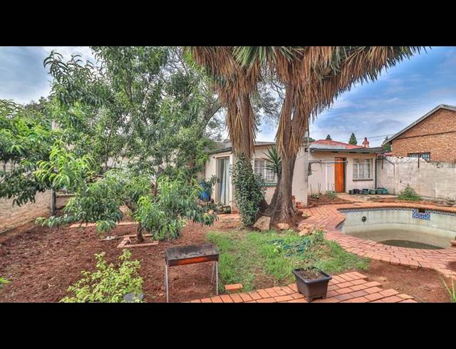 3 BEDROOM HOUSE FOR SALE IN KENSINGTON